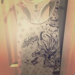 Famous skull tank